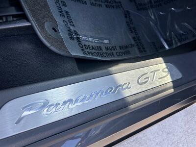 2014 Porsche Panamera GTS   - Photo 24 - Lennox, CA 90304