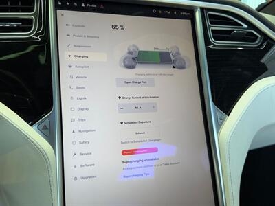 2017 Tesla Model X 75D - Photo 24 - Lennox, CA 90304