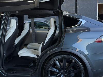 2017 Tesla Model X 75D - Photo 21 - Lennox, CA 90304