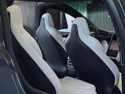 2017 Tesla Model X 75D - Photo 22 - Lennox, CA 90304