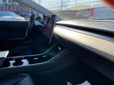 2017 Tesla Model 3 Long Range   - Photo 34 - Lennox, CA 90304