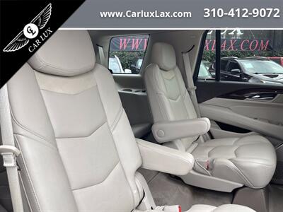 2017 Cadillac Escalade Luxury   - Photo 15 - Lennox, CA 90304