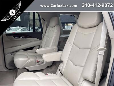 2017 Cadillac Escalade Luxury   - Photo 14 - Lennox, CA 90304