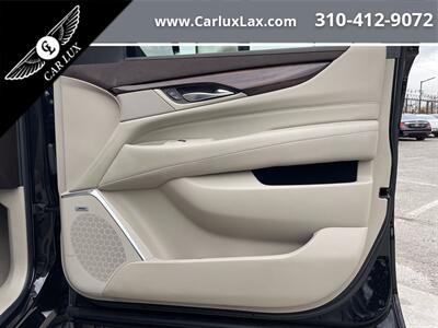 2017 Cadillac Escalade Luxury   - Photo 9 - Lennox, CA 90304