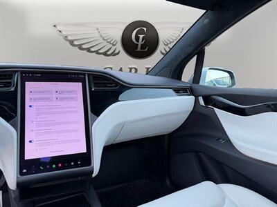 2021 Tesla Model X Long Range   - Photo 11 - Lennox, CA 90304