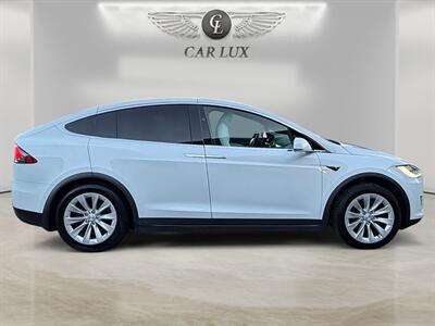 2021 Tesla Model X Long Range   - Photo 6 - Lennox, CA 90304