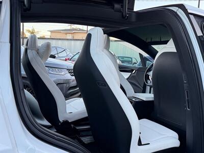 2021 Tesla Model X Long Range   - Photo 24 - Lennox, CA 90304