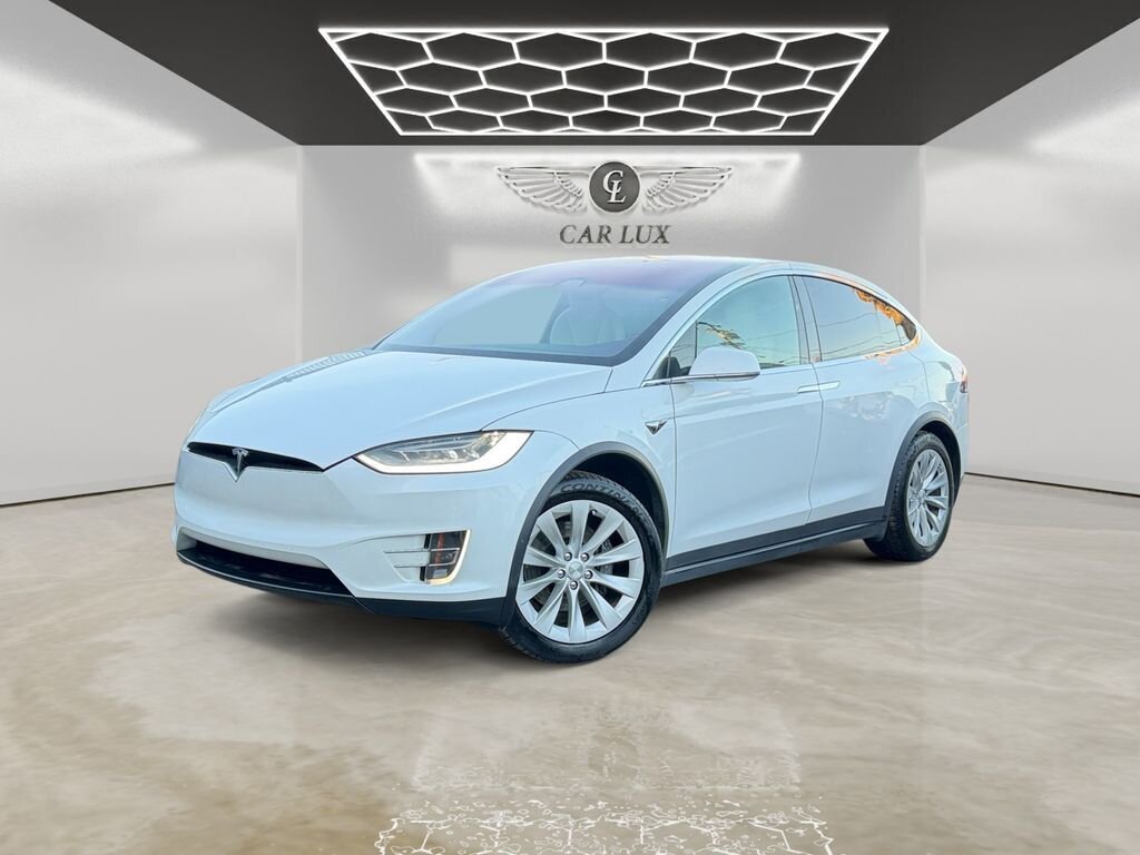 2021 Tesla Model X Long Range   - Photo 1 - Lennox, CA 90304