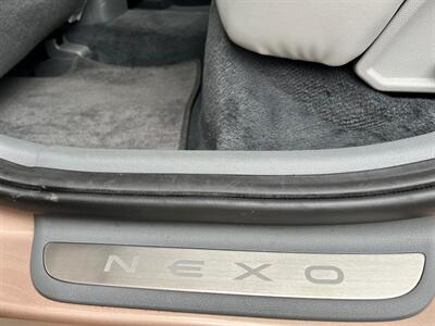 2021 Hyundai NEXO Limited   - Photo 21 - Lennox, CA 90304