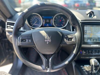 2017 Maserati Ghibli   - Photo 16 - Lennox, CA 90304