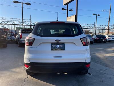 2018 Ford Escape S   - Photo 5 - Lennox, CA 90304