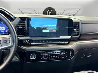 2024 Chevrolet Silverado 1500 LT   - Photo 11 - Lennox, CA 90304