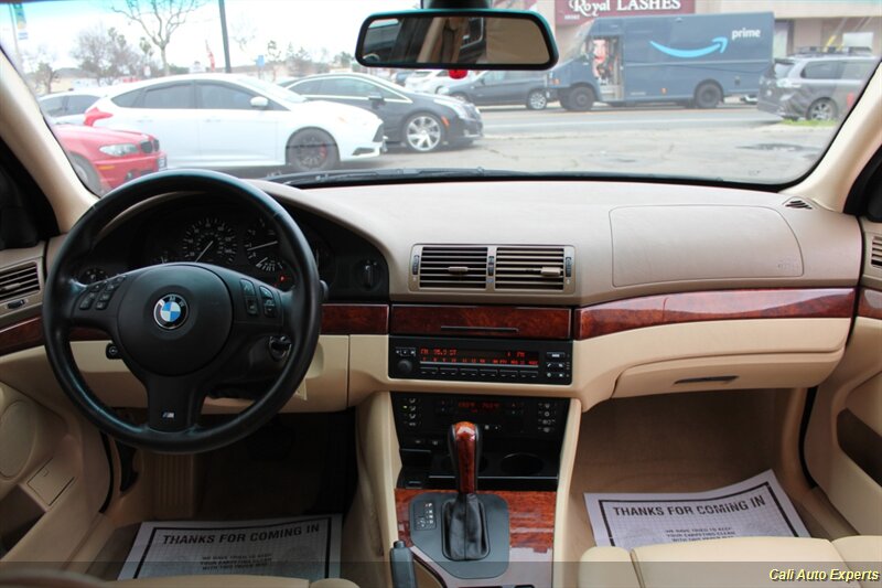 2003 BMW 5-Series 525i photo