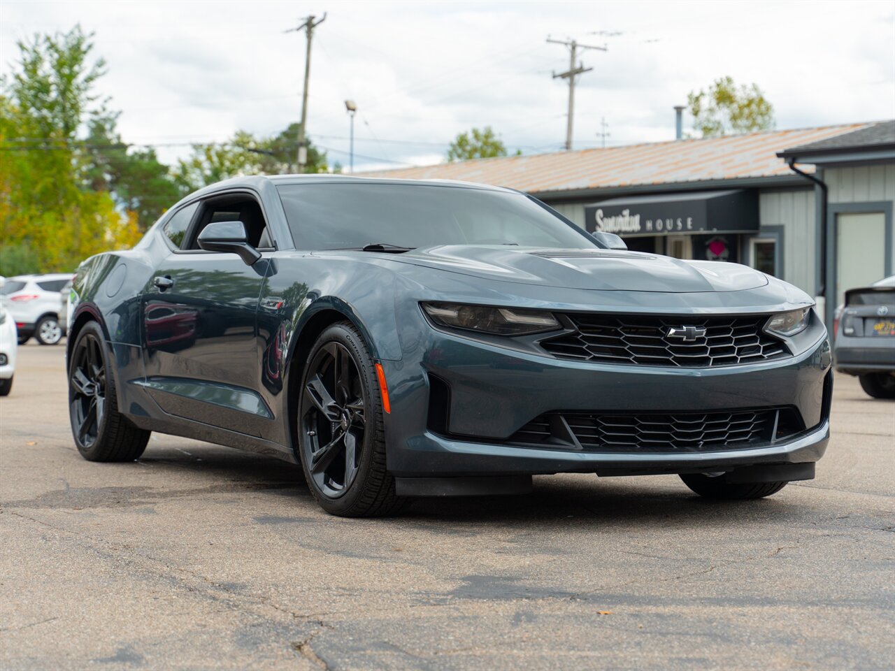 2021 Chevrolet Camaro LT1   - Photo 3 - Washington, MI 48094