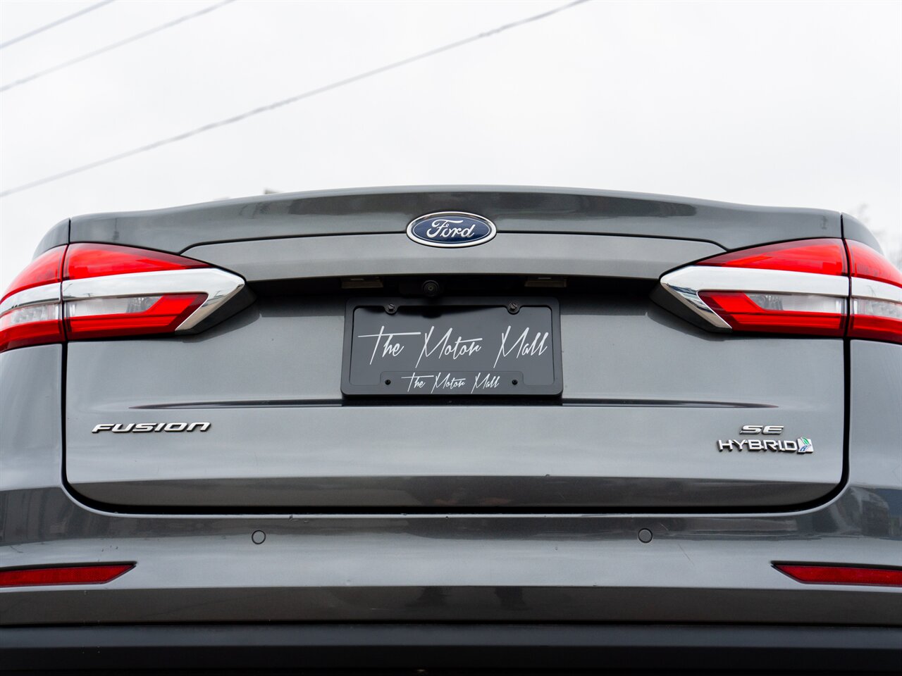 2019 Ford Fusion Hybrid SE   - Photo 12 - Washington, MI 48094
