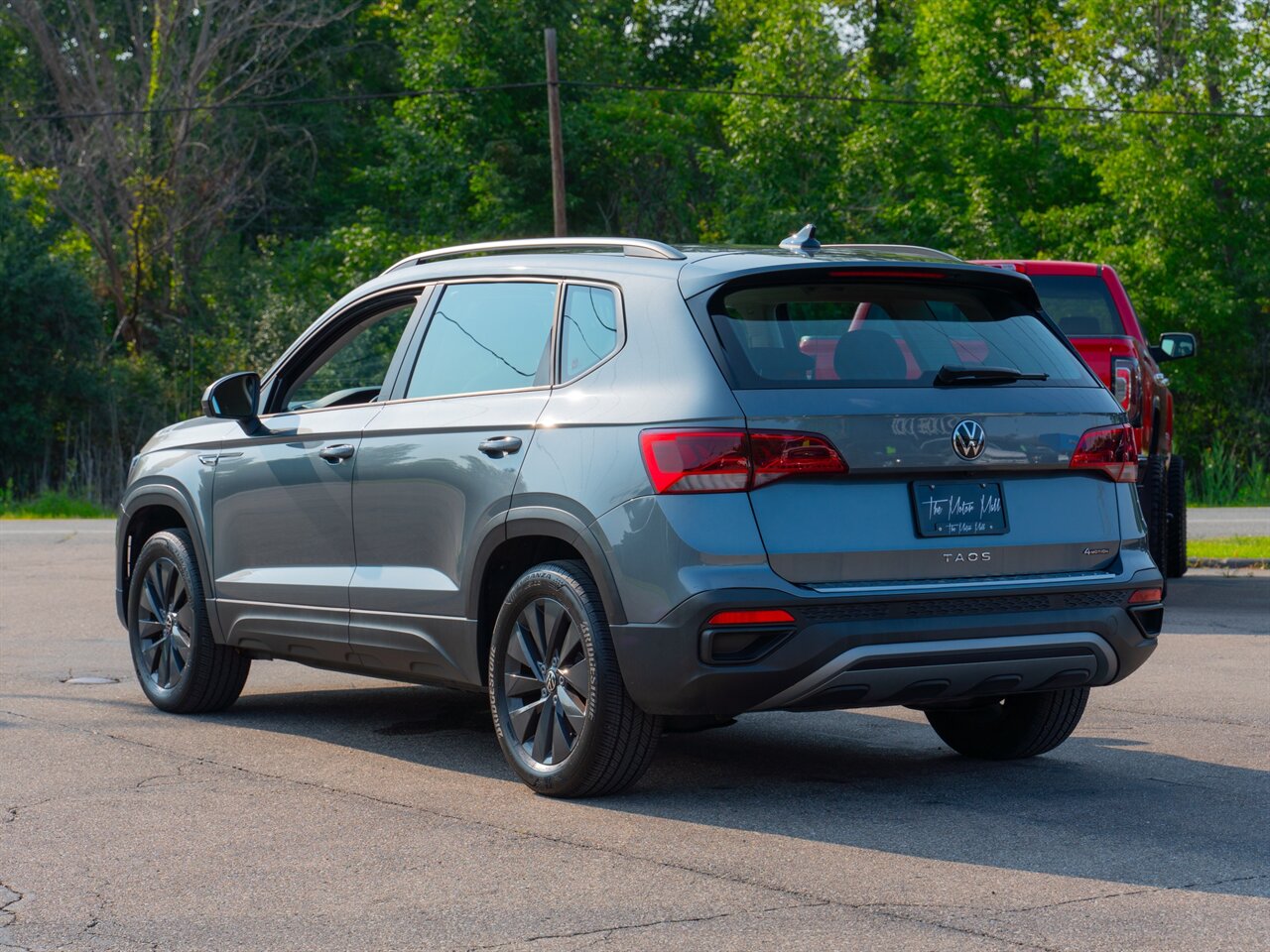 2022 Volkswagen Taos S 4Motion   - Photo 7 - Washington, MI 48094