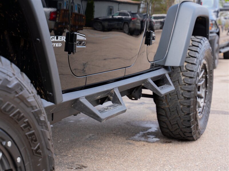 2016 Jeep Wrangler Unlimited Rubicon photo