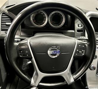 2012 Volvo XC60 T6 - Photo 12 - Portland, OR 97218