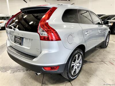 2012 Volvo XC60 T6 - Photo 3 - Portland, OR 97218