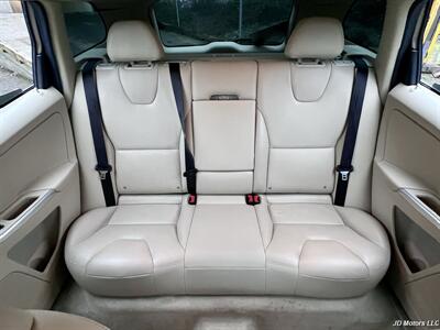 2016 Volvo XC60 T6 Platinum   - Photo 22 - Portland, OR 97218