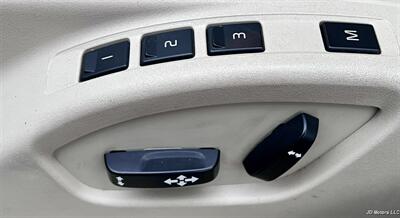 2016 Volvo XC60 T6 Platinum   - Photo 17 - Portland, OR 97218