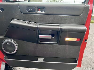 2005 Hummer H2 SUT - Photo 23 - Portland, OR 97218