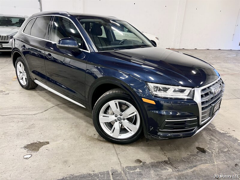 2018 Audi Q5 2.0T quattro Premium Plus  