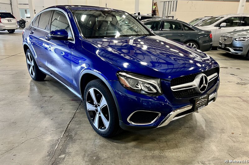 2017 Mercedes-Benz GLC GLC 300 4MATIC   - Photo 1 - Portland, OR 97218