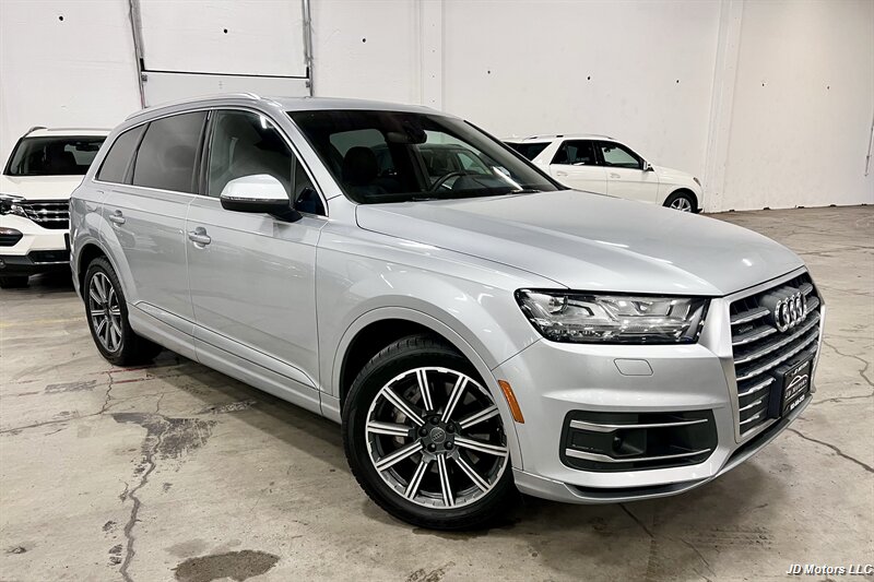 2017 Audi Q7 3.0T quattro Prestige  