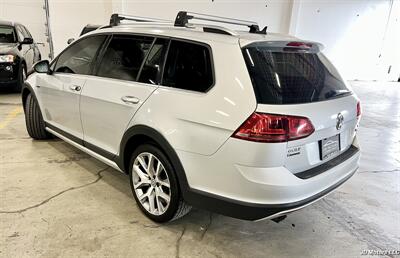 2017 Volkswagen Golf Alltrack TSI S 4Motion   - Photo 4 - Portland, OR 97218
