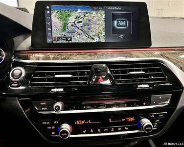 2017 BMW 530i - Photo 16 - Portland, OR 97218