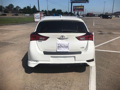 2018 Toyota Corolla iM   - Photo 6 - Houston, TX 77083