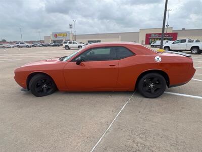 2014 Dodge Challenger SXT   - Photo 4 - Houston, TX 77083