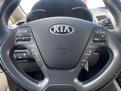 2014 Kia Forte EX   - Photo 12 - Houston, TX 77083