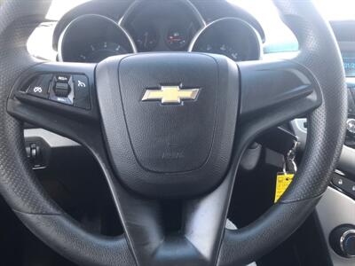 2014 Chevrolet Cruze LT Fleet   - Photo 12 - Houston, TX 77083