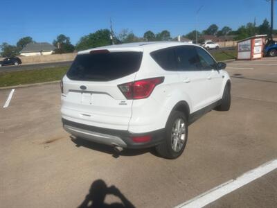 2019 Ford Escape SE   - Photo 7 - Houston, TX 77083
