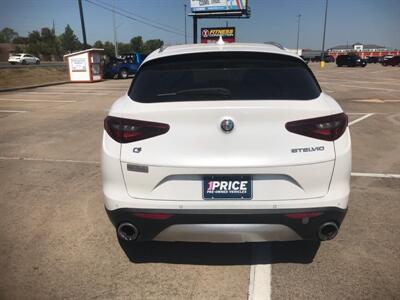 2018 Alfa Romeo Stelvio Ti   - Photo 6 - Houston, TX 77083