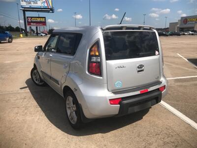 2010 Kia Soul +   - Photo 5 - Houston, TX 77083