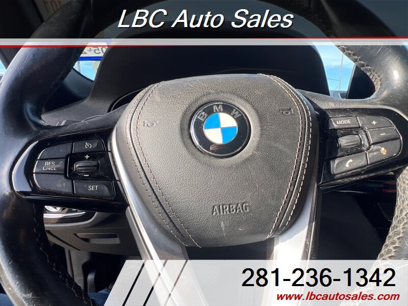 2018 BMW 5-Series 530e iPerformance photo
