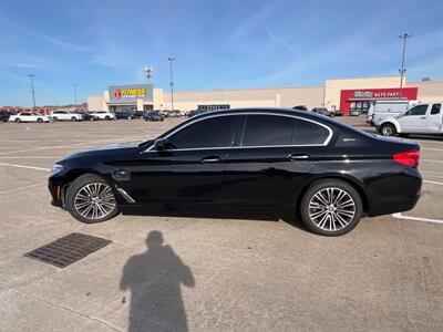 2018 BMW 530e iPerformance   - Photo 4 - Houston, TX 77083
