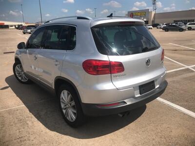 2012 Volkswagen Tiguan S   - Photo 5 - Houston, TX 77083