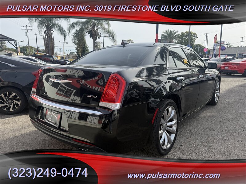 2018 Chrysler 300 Series Limited - Photo 15 - South Gate, CA 90280