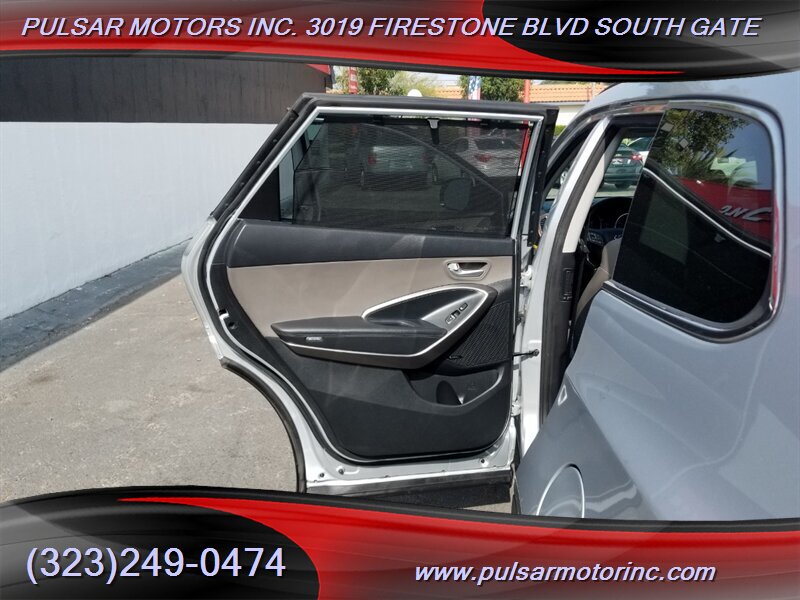 2017 Hyundai SANTA FE SE Ultimate - Photo 9 - South Gate, CA 90280