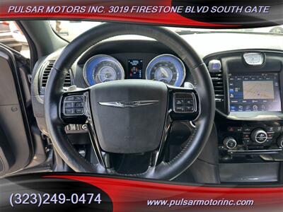 2014 Chrysler 300 Series S   - Photo 8 - South Gate, CA 90280