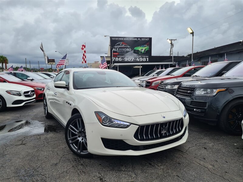 2018 Maserati Ghibli photo