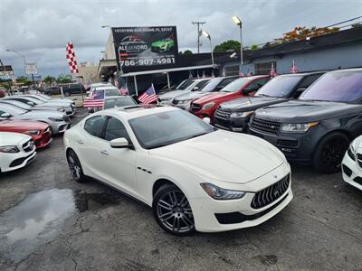 2018 Maserati Ghibli   - Photo 1 - Miami, FL 33147