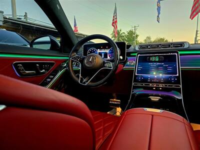 2022 Mercedes-Benz S 580 4MATIC   - Photo 2 - Miami, FL 33147