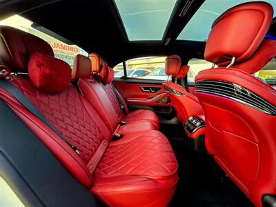 2022 Mercedes-Benz S 500 4MATIC   - Photo 8 - Miami, FL 33147