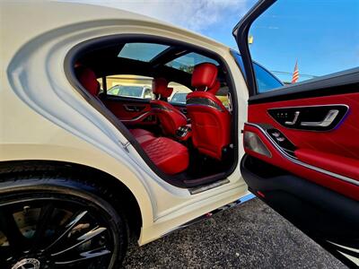 2022 Mercedes-Benz S 500 4MATIC   - Photo 9 - Miami, FL 33147