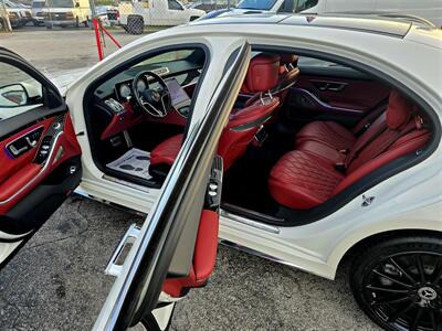 2022 Mercedes-Benz S 500 4MATIC   - Photo 3 - Miami, FL 33147